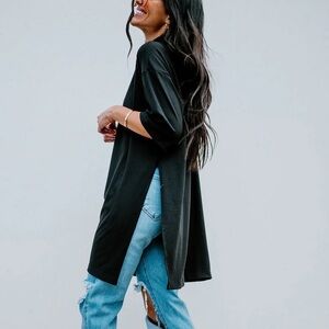 Dressed in LALA Black Icon Ribbed Mock Neck Tunic size large